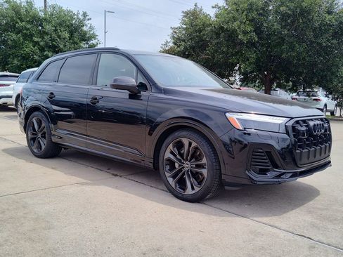 Used 2025 Audi Q7 3.0T Prestige w/ Prestige Package AWD/4WD image 17