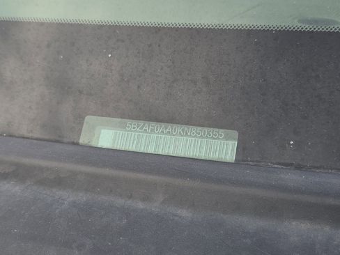 Used 2019 Nissan NV 3500 SL image 9