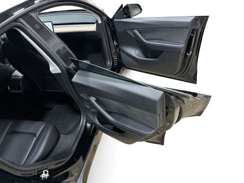 Certified 2022 Tesla Model Y Performance AWD/4WD image 12