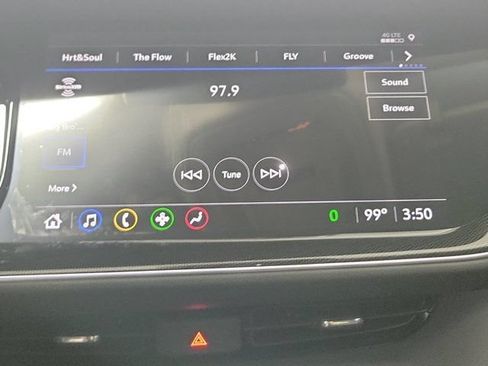 Used 2023 Buick Envision Essence AWD/4WD image 26