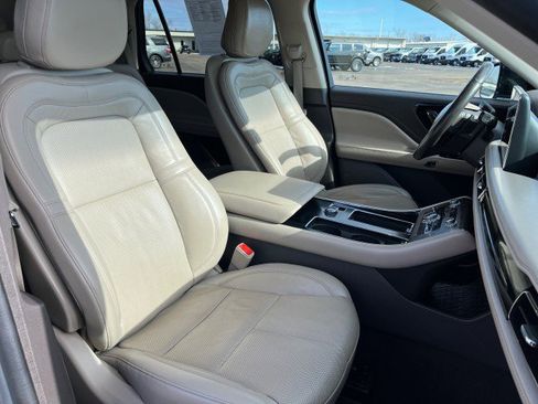 Used 2020 Lincoln Aviator Reserve w/ Equipment Group 201A image 21
