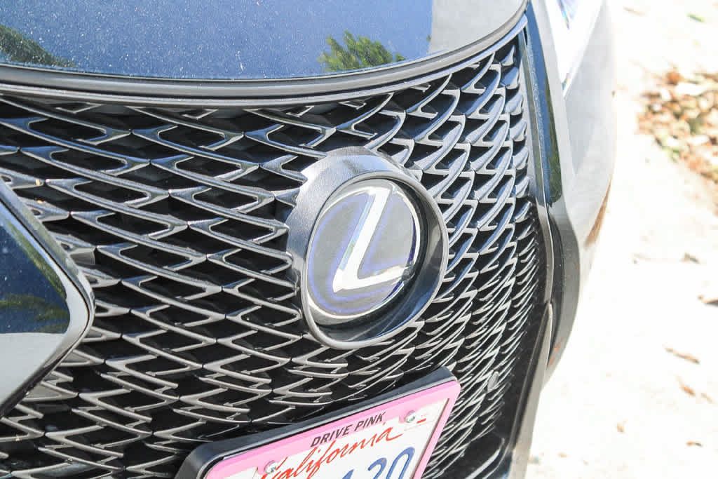 Used 2021 Lexus UX 250h F Sport w/ Accessory Package (Z1) AWD/4WD image 11
