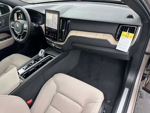 New 2026 Volvo XC60 B5 Plus w/ Protection Package Premier image 21