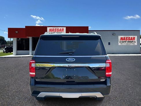 Used 2018 Ford Expedition Max XLT w/ Equipment Group 202A image 5