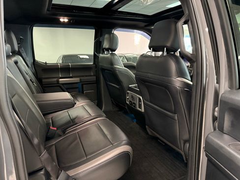 Used 2018 Ford F150 Raptor w/ Equipment Group 802A Luxury image 20