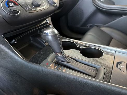 Used 2020 Chevrolet Impala LT image 27