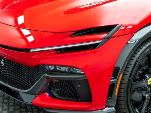 Used 2026 Ferrari Purosangue AWD/4WD image 52