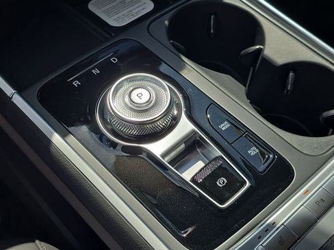 New 2026 Kia Carnival EX FWD image 28