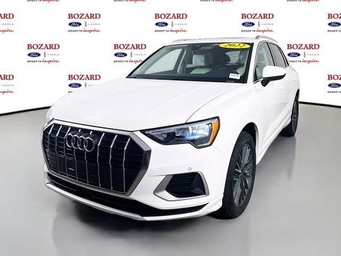 Used 2022 Audi Q3 2.0T Premium image 4