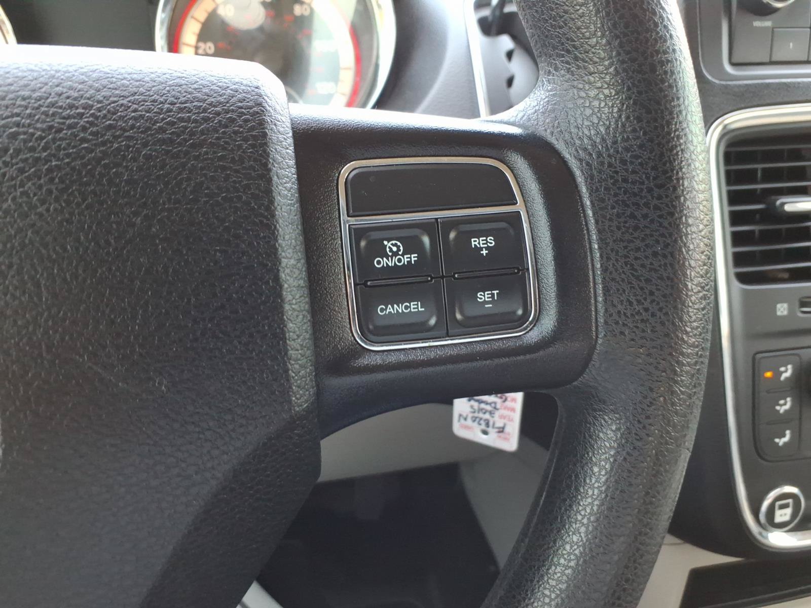Used 2015 Dodge Grand Caravan SXT FWD image 20