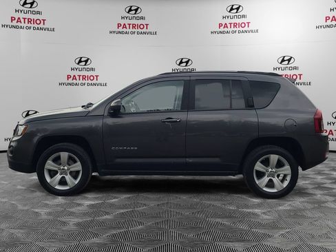 Used 2015 Jeep Compass Latitude FWD image 6