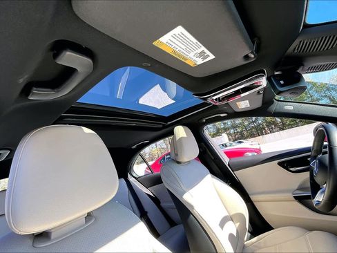 Used 2024 Mercedes-Benz C 300 C 300 image 13