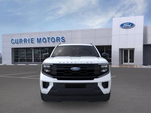 New 2026 Ford Expedition Active image 6
