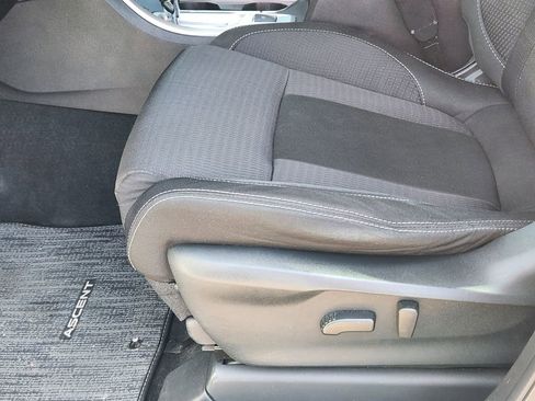 Used 2019 Subaru Ascent Premium w/ Popular Package #2A AWD/4WD image 8
