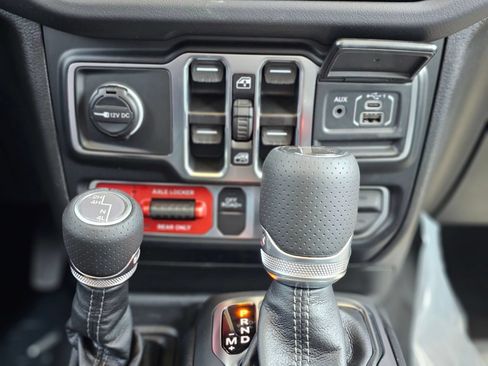 New 2026 Jeep Gladiator Mojave AWD/4WD image 14