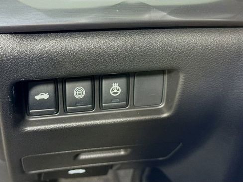 Certified 2023 Nissan Maxima SR w/ Sport Mat Group image 11