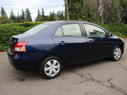 Used 2008 Toyota Yaris Sedan w/ Convenience Pkg FWD image 3