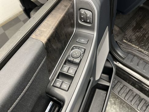 Used 2023 Ford F250 Lariat w/ Lariat Ultimate Package image 10