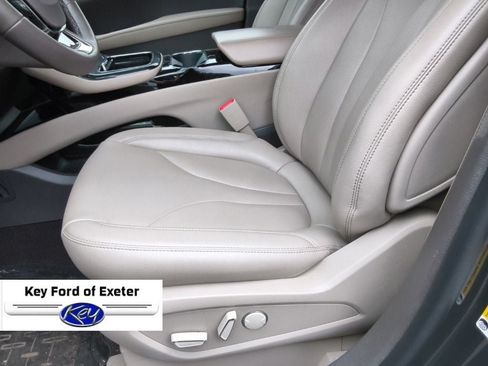 Used 2023 Lincoln Nautilus AWD w/ Premium Package image 26