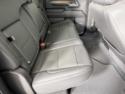 Used 2024 GMC Sierra 2500 Denali w/ Denali Reserve Package AWD/4WD image 14