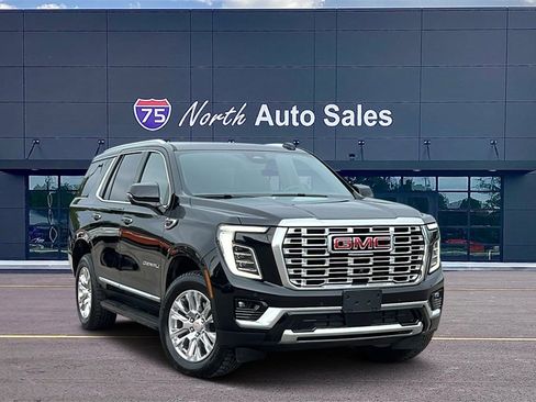 Used 2025 GMC Yukon Denali image 1
