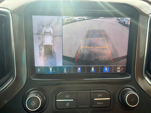 Used 2020 Chevrolet Silverado 2500 High Country w/ Technology Package AWD/4WD image 17