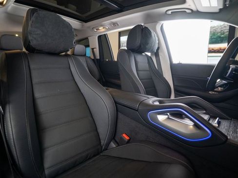 New 2026 Mercedes-Benz GLS 450 4MATIC image 12