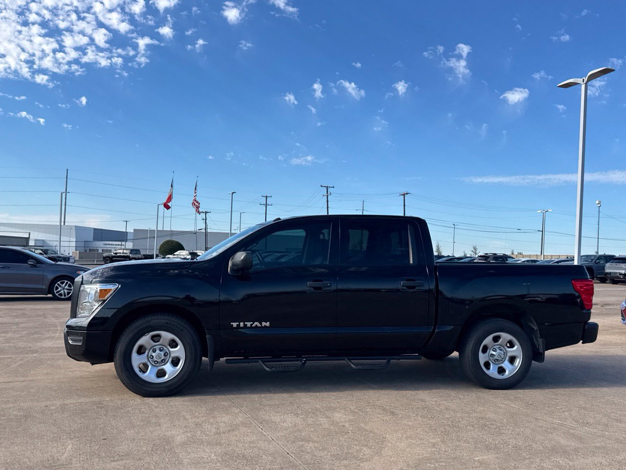 Used 2021 Nissan Titan S w/ S Utility Package RWD image 17