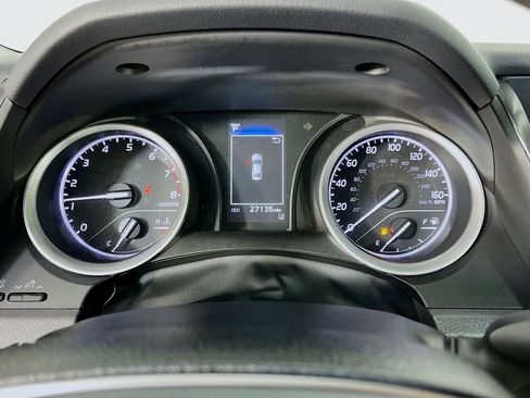 Used 2022 Toyota Camry LE FWD image 18