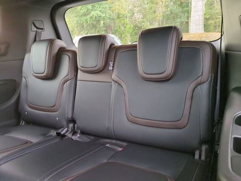 New 2026 Nissan Armada SL w/ Captain's Chari Seat Package image 23