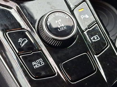 Used 2023 Kia Sportage LX image 25