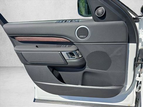 New 2026 Land Rover Discovery Dynamic SE AWD/4WD image 26