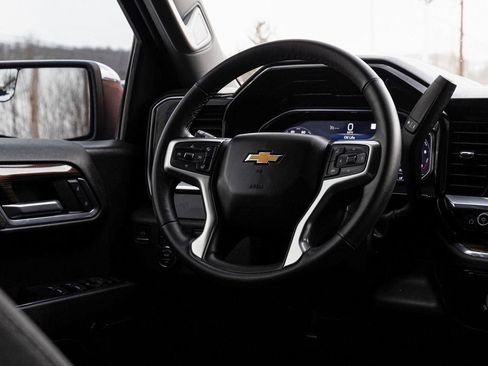 Used 2023 Chevrolet Silverado 1500 LT image 25