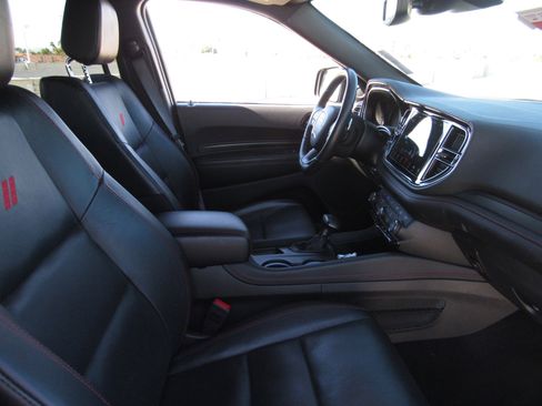 Used 2025 Dodge Durango GT image 8