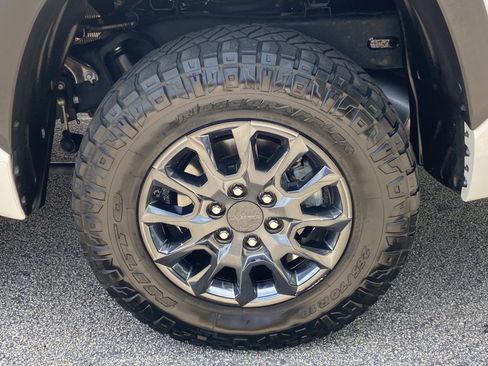 Used 2024 Toyota Tundra SR5 w/ SR5 Convenience Package AWD/4WD image 16
