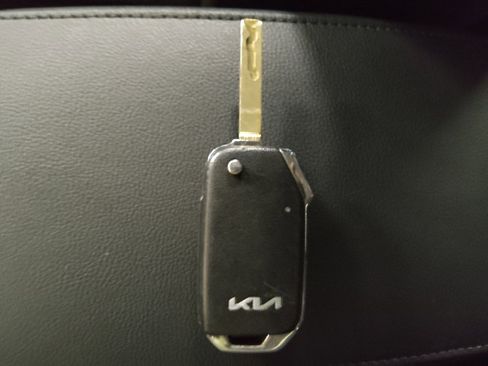 Used 2023 Kia Soul LX w/ Option Group 015 image 32