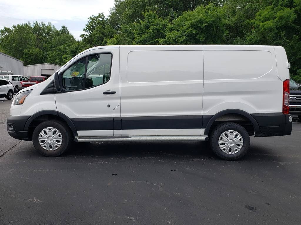Used 2025 Ford Transit 250 Low Roof w/ Exterior Upgrade Package RWD image 9