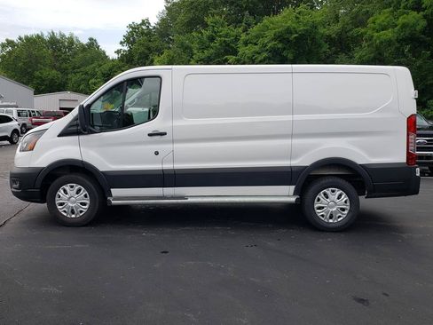 Used 2025 Ford Transit 250 Low Roof w/ Exterior Upgrade Package RWD image 9