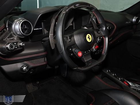 Used 2020 Ferrari F8 Tributo RWD image 20