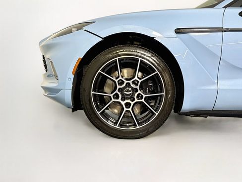Used 2023 Aston Martin DBX AWD/4WD image 29