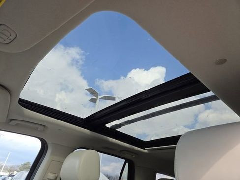 Used 2020 Ford Expedition Max Platinum image 3