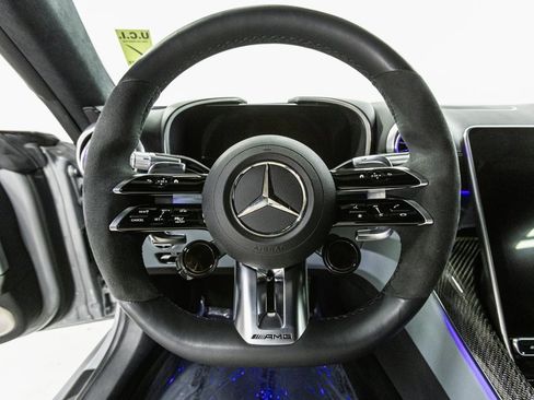 Used 2022 Mercedes-Benz SL 63 AMG 4MATIC image 12