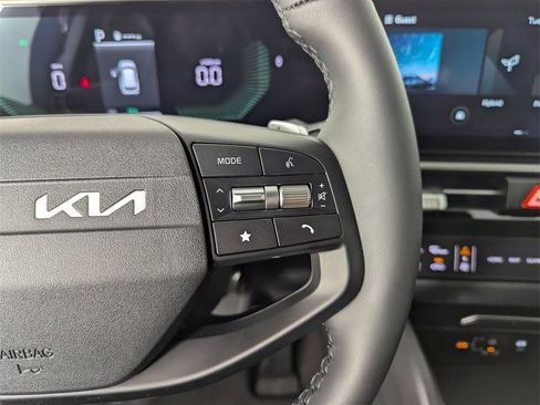 New 2026 Kia Sportage LX image 24