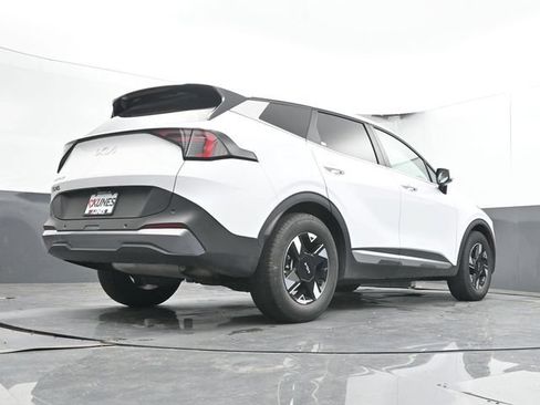 Used 2026 Kia Sportage LX FWD image 44