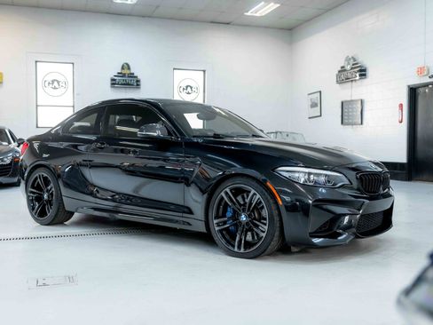 Used 2018 BMW M2 image 5
