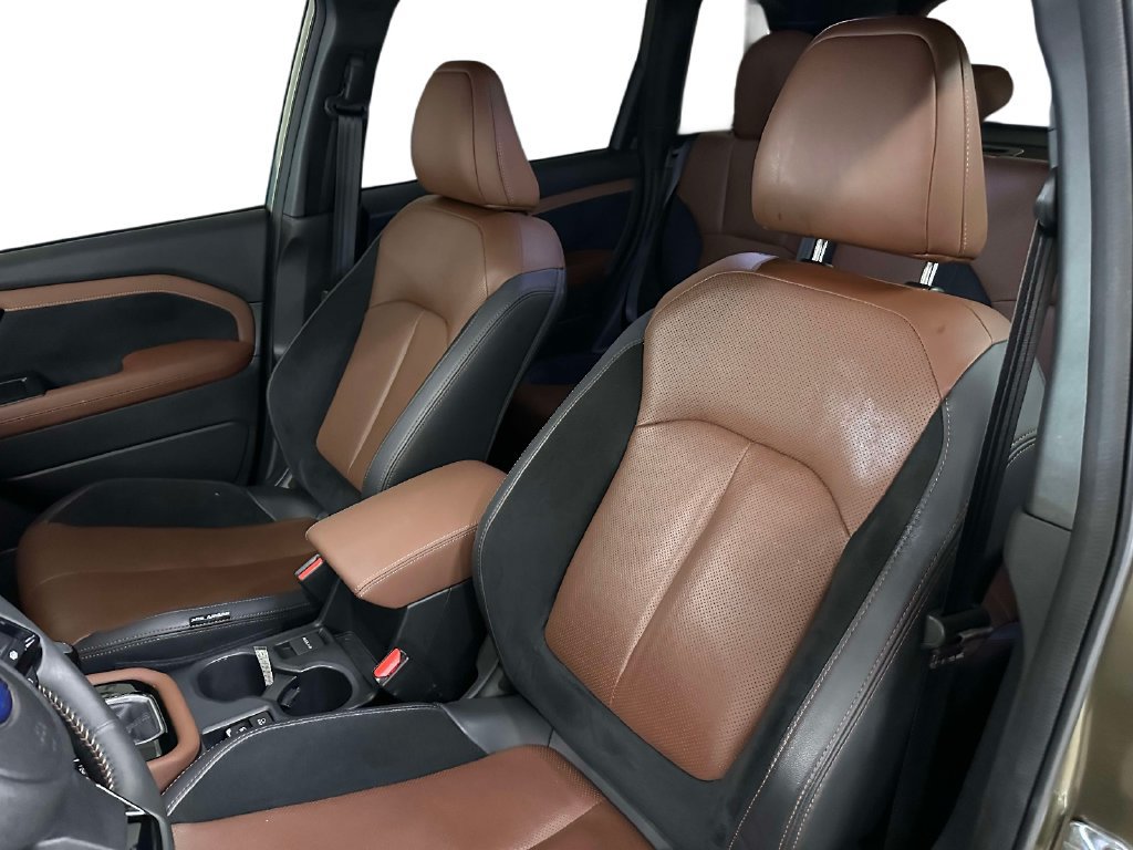 Used 2025 Subaru Forester Touring w/ Popular Package - Touring AWD/4WD image 22