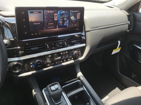 New 2026 Nissan Pathfinder Platinum w/ Cargo Package FWD image 22