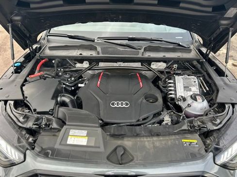 Used 2024 Audi SQ5 Prestige image 13