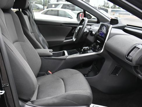 Used 2024 Subaru Solterra AWD/4WD image 45