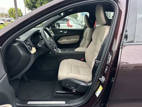 New 2026 Volvo XC60 B5 Core w/ Climate Package image 13